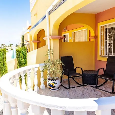 Fabulous 3 Bed House With 4 Communal Pools Holiday home