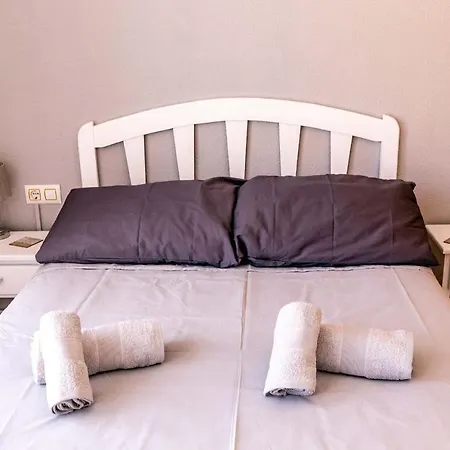Holiday home Fabulous 3 Bed House With 4 Communal Pools